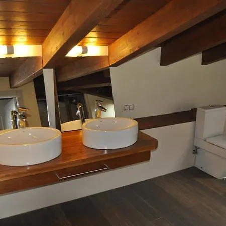 Casona La Sierra * San Martin de Luina